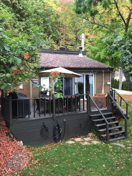 Om Chalet 2 Avec Spa Et Foyer Borde Du Fleuve St-Pierre-de-l'Île-d'Orléans Exteriér fotografie